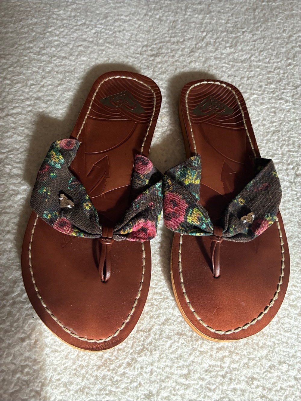 Floral Knot Brown Leather-Style Toe-Post Sandals